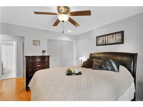 74 Cherry Hill Drive, Kitchener, ON - Indoor Photo Showing Bedroom