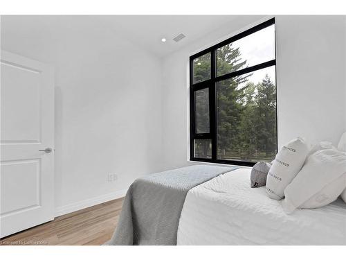 309-525 New Dundee Road, Kitchener, ON - Indoor Photo Showing Bedroom