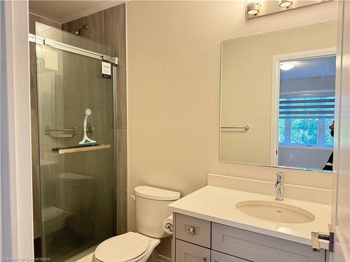 25-311 Woolwich Street, Waterloo, ON - Indoor Photo Showing Bathroom