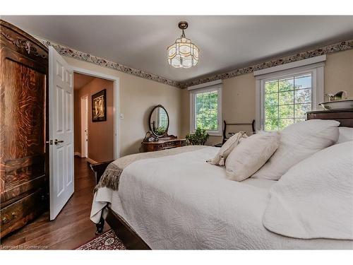 12 Jo Anne Crescent, Centre Wellington, ON - Indoor Photo Showing Bedroom