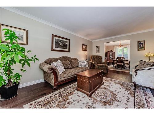 12 Jo Anne Crescent, Centre Wellington, ON - Indoor Photo Showing Living Room