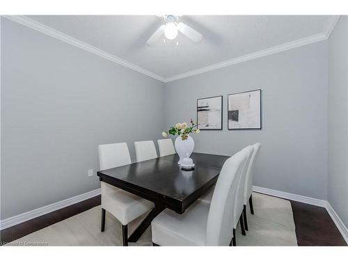 507-255 Keats Way, Waterloo, ON - Indoor Photo Showing Dining Room