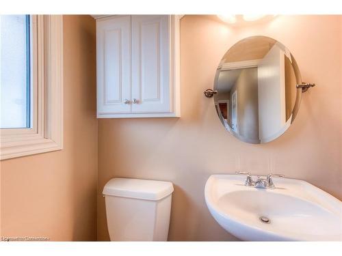 275 Ferndale Place, Waterloo, ON - Indoor Photo Showing Bathroom