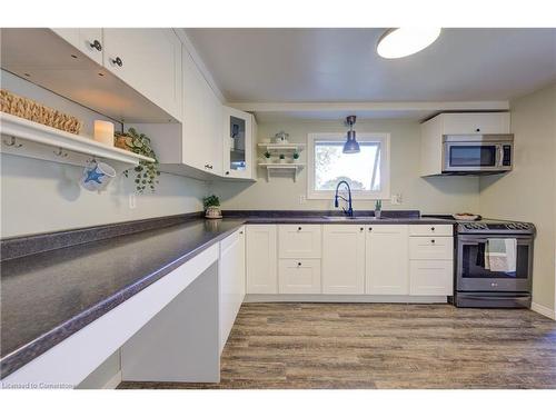 136 Princess Street, Rockwood, ON - Indoor Photo Showing Kitchen