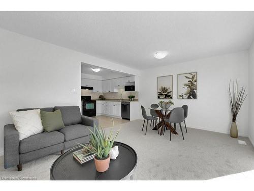 7-10 Fallowfield Drive, Kitchener, ON - Indoor Photo Showing Living Room