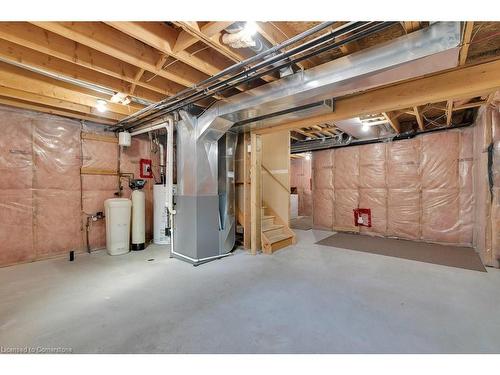 7-10 Fallowfield Drive, Kitchener, ON - Indoor Photo Showing Basement