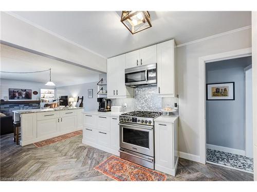 56 David Street, London, ON - Indoor Photo Showing Kitchen With Upgraded Kitchen