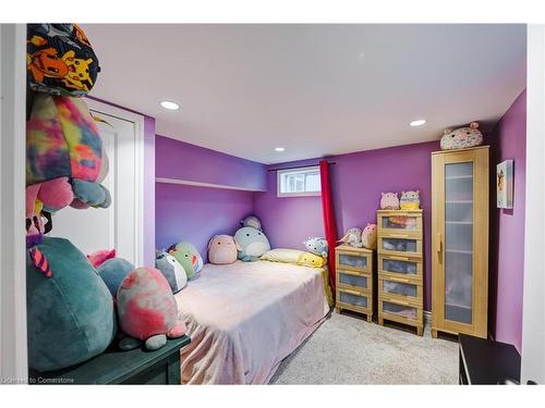 56 David Street, London, ON - Indoor Photo Showing Bedroom