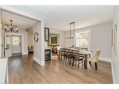 18 Aberdeen Road S, Cambridge, ON - Indoor Photo Showing Dining Room