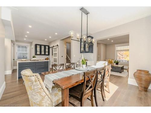 18 Aberdeen Road S, Cambridge, ON - Indoor Photo Showing Dining Room