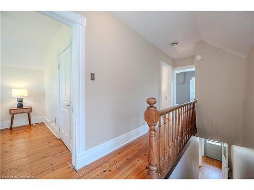 37 Merion Street, Guelph, ON - Indoor Photo Showing Other Room