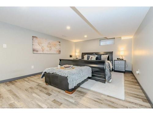 12 Lowell Street N, Cambridge, ON - Indoor Photo Showing Bedroom