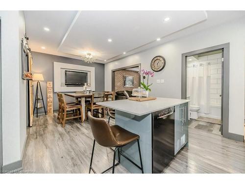 12 Lowell Street N, Cambridge, ON - Indoor Photo Showing Dining Room