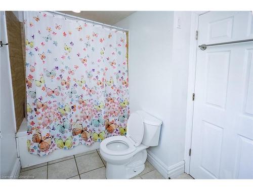 9 Bloomingdale Road N, Kitchener, ON - Indoor Photo Showing Bathroom