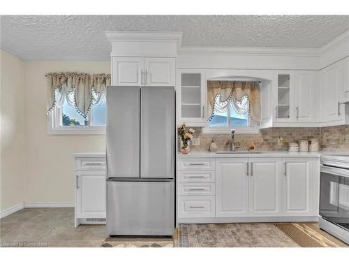 805B Patterson Place, Cambridge, ON - Indoor Photo Showing Kitchen