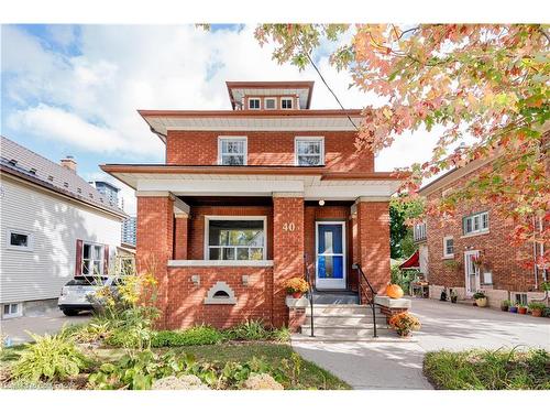 40 Henry Street, Kitchener, ON - Outdoor With Facade