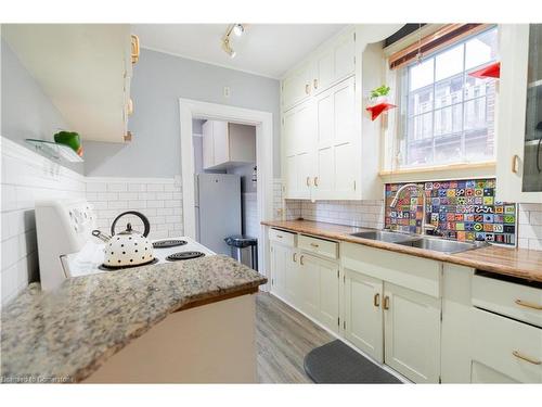 40 Henry Street, Kitchener, ON - Indoor Photo Showing Kitchen With Double Sink