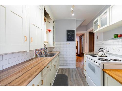 40 Henry Street, Kitchener, ON - Indoor Photo Showing Kitchen With Double Sink