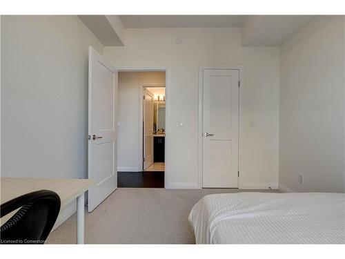 603-155 Caroline Street, Waterloo, ON - Indoor Photo Showing Bedroom