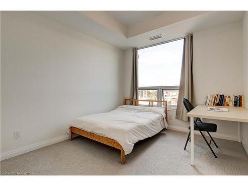 603-155 Caroline Street, Waterloo, ON - Indoor Photo Showing Bedroom