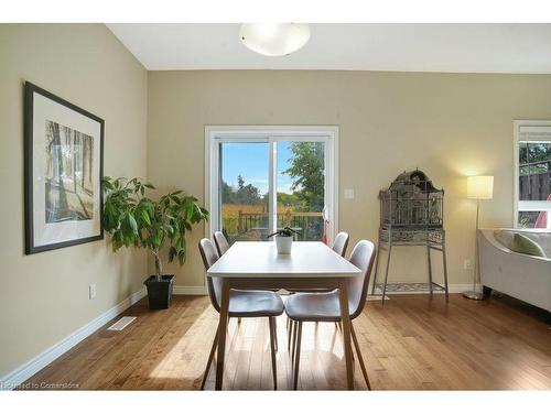 108 Yates Avenue, Cambridge, ON - Indoor Photo Showing Dining Room