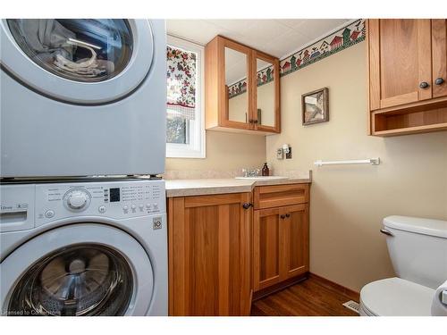 176 Church Street W, Elmira, ON - Indoor Photo Showing Laundry Room