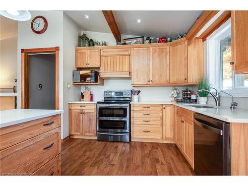 176 Church Street W, Elmira, ON - Indoor Photo Showing Kitchen