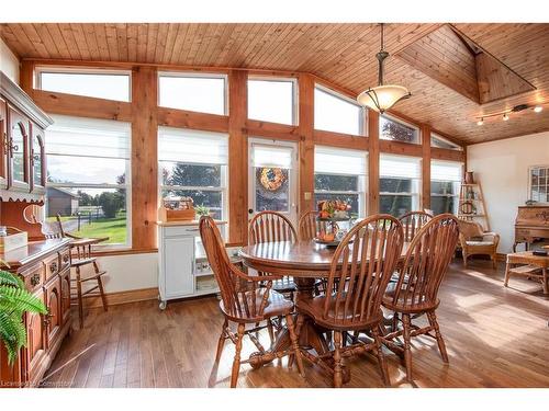 176 Church Street W, Elmira, ON - Indoor Photo Showing Dining Room