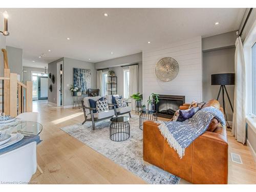 14 Kissing Bridge Drive, Elmira, ON - Indoor Photo Showing Living Room With Fireplace