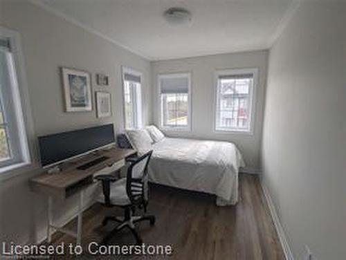 7-311 Woolwich Street, Waterloo, ON - Indoor Photo Showing Bedroom