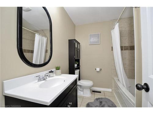 332 Grand Ridge Drive, Cambridge, ON - Indoor Photo Showing Bathroom