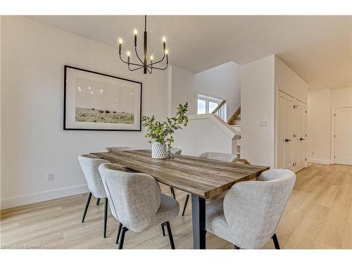 2 Lismer Lane, London, ON - Indoor Photo Showing Dining Room