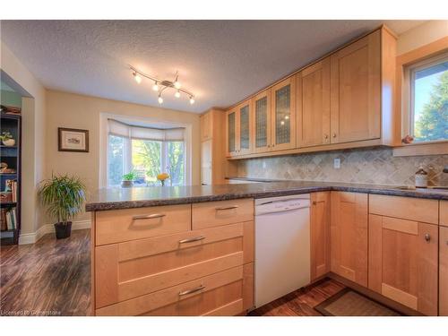 1855 Concession 8 Road W, Cambridge, ON - Indoor Photo Showing Kitchen