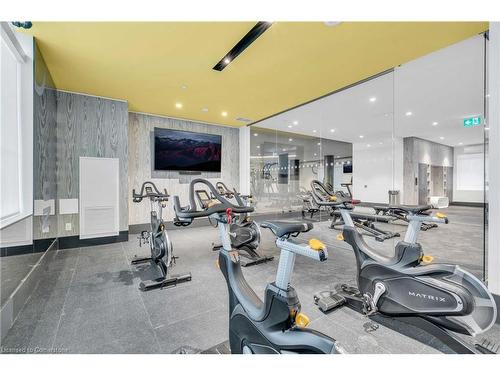 901-55 Duke Street W, Kitchener, ON - Indoor Photo Showing Gym Room