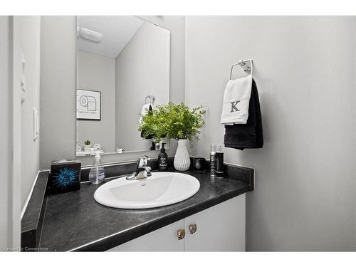 101 South Creek Drive, Kitchener, ON - Indoor Photo Showing Bathroom