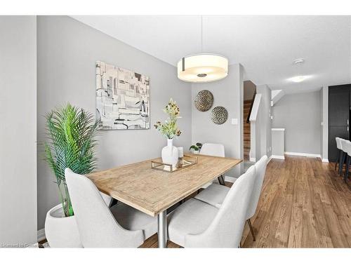 101 South Creek Drive, Kitchener, ON - Indoor Photo Showing Dining Room