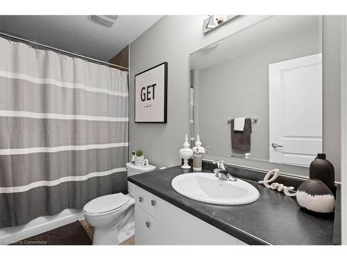 101 South Creek Drive, Kitchener, ON - Indoor Photo Showing Bathroom