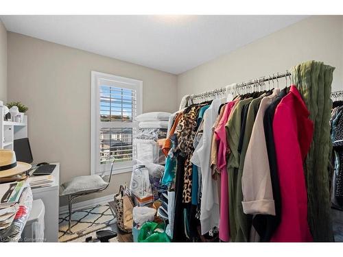 101 South Creek Drive, Kitchener, ON - Indoor With Storage