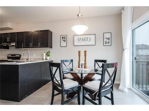 132 Courtney Street, Fergus, ON - Indoor Photo Showing Dining Room