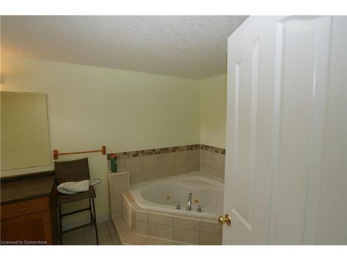 10 Doll Court, Kitchener, ON - Indoor Photo Showing Bathroom