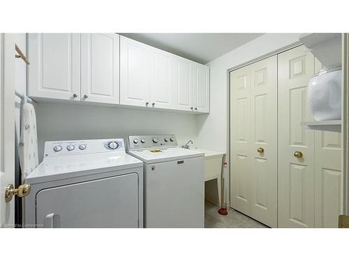 683 Zermatt Drive, Waterloo, ON - Indoor Photo Showing Laundry Room