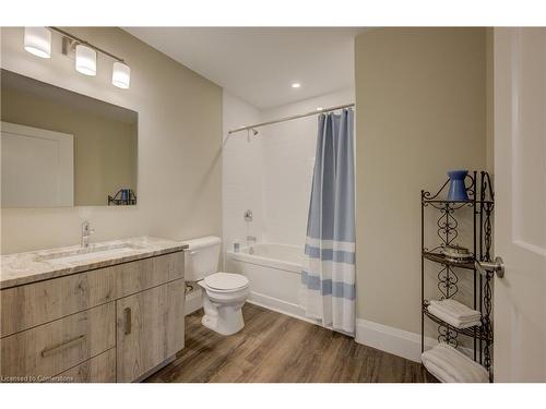 1105-108 Garment Street, Kitchener, ON - Indoor Photo Showing Bathroom