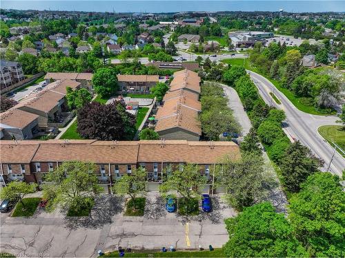 31-423 Westwood Drive, Kitchener, ON - Outdoor With View