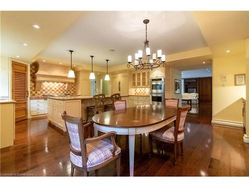 4 Westgate Walk, Kitchener, ON - Indoor Photo Showing Dining Room