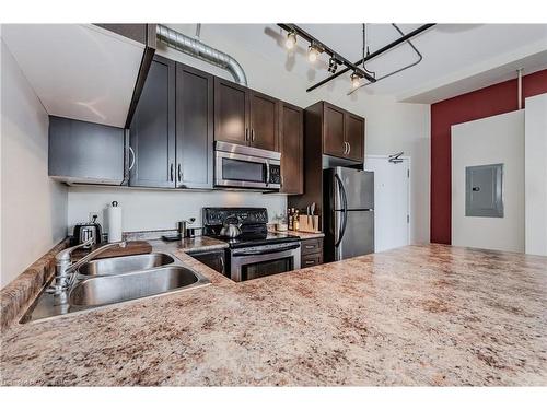 505-120 Mansion Street, Kitchener, ON - Indoor Photo Showing Kitchen With Double Sink