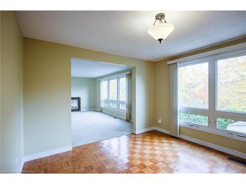 124 Westheights Drive, Kitchener, ON - Indoor Photo Showing Other Room