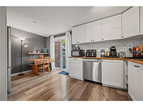 995 Elgin Street N, Cambridge, ON - Indoor Photo Showing Kitchen