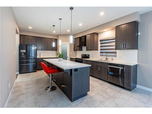 176 Dallan Drive Drive, Guelph, ON - Indoor Photo Showing Kitchen With Stainless Steel Kitchen With Upgraded Kitchen