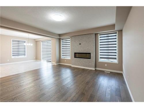 176 Dallan Drive Drive, Guelph, ON - Indoor Photo Showing Living Room With Fireplace