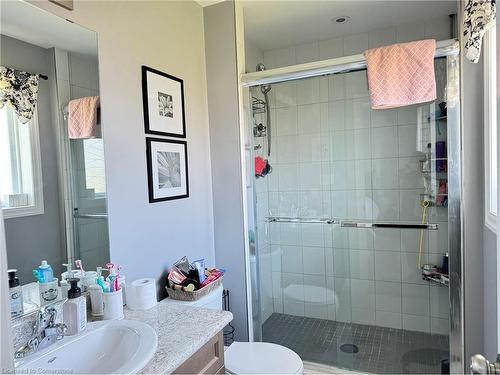 229 Watervale Crescent, Kitchener, ON - Indoor Photo Showing Bathroom